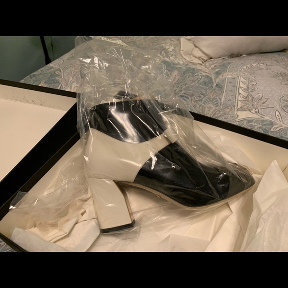 Gucci booties - Picture 2 of 4